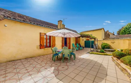 Maison en pierre avec piscine privée à St Pierre d'Eyraud : photo 12