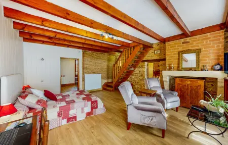 Maison en pierre avec piscine privée à St Pierre d'Eyraud : photo 23