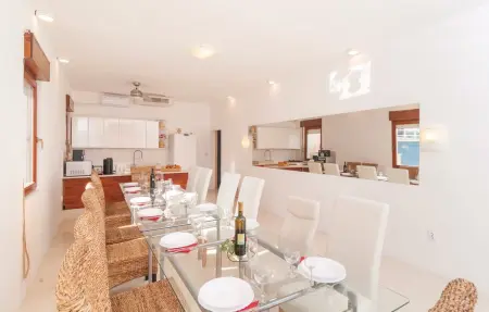 Location Maison 20 personnes à Stomorska - Photo 2