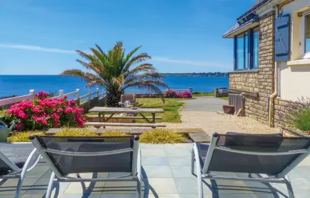 Maison face à la mer à Moëlan-sur-Mer, piscine intérieure : photo 9