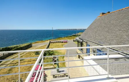 Maison face à la mer à Moëlan-sur-Mer, piscine intérieure : photo 14