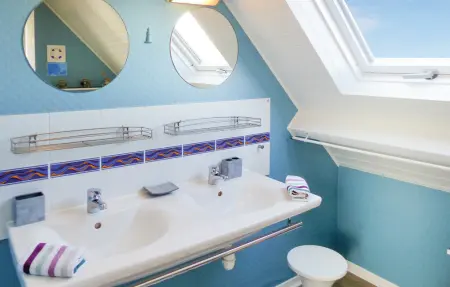 Maison face à la mer à Moëlan-sur-Mer, piscine intérieure : photo 22