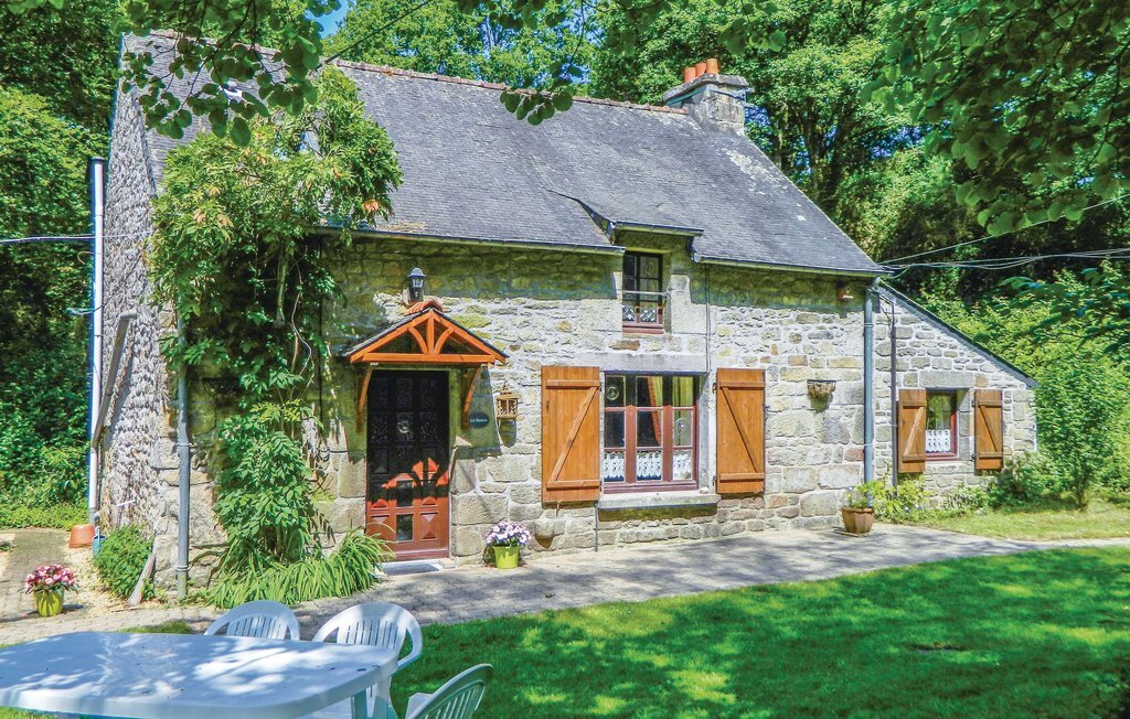Maison en pierre du 16e siècle à Guern, lac privé et pêche - Photo 1