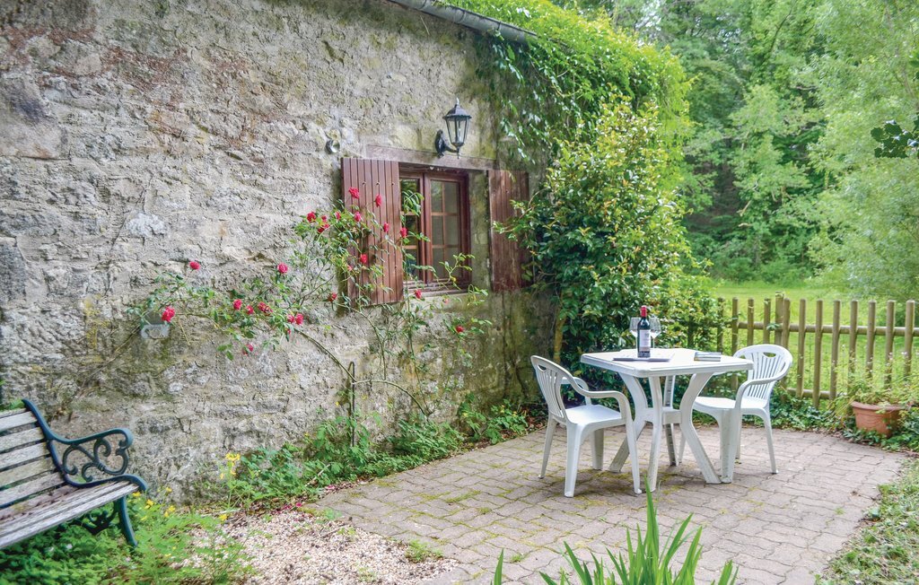 Maison en pierre du 16e siècle à Guern, pêche à l'étang - Photo 4