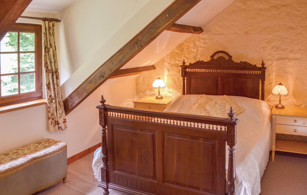 Maison en pierre du 16e siècle à Guern, pêche à l'étang - Photo 8