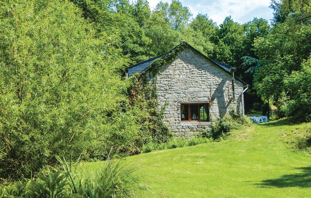 Maison en pierre du 16e siècle à Guern, pêche à l'étang - Photo 9