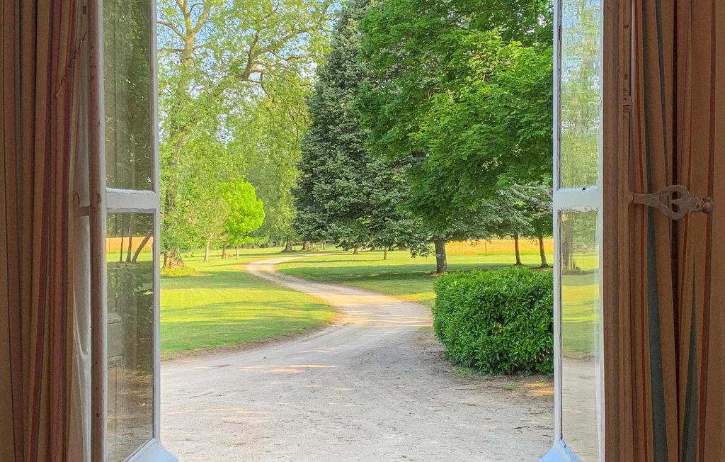 Château avec parc, piscine et lac en Sarthe - Photo 5
