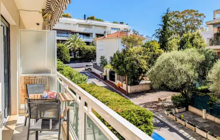 Appartement avec vue mer à Juan-les-Pins, 350 m de la plage : photo 3
