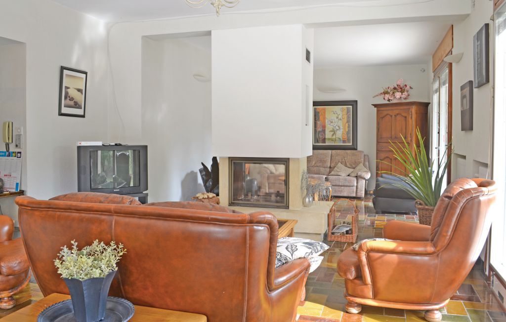 Villa chalet suisse 11 pers., piscine et 8 500 m² de jardin - Photo 2