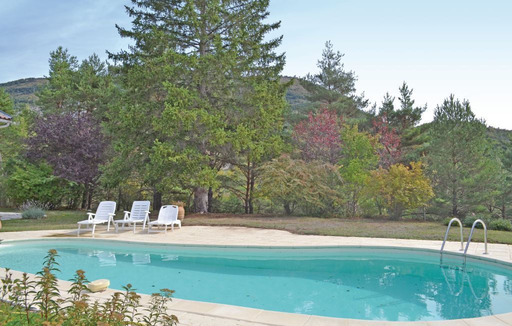 Villa chalet suisse 11 pers., piscine et 8 500 m² de jardin - Photo 6