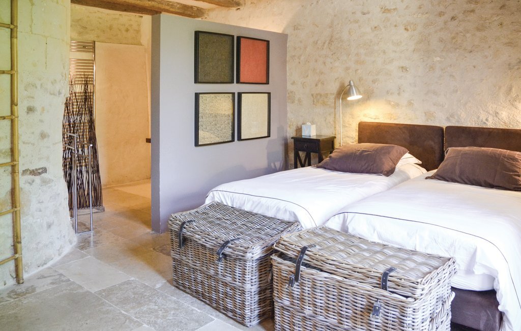 Maison du 15e siècle sur 30 ha près d'Azay-le-Rideau - Photo 7