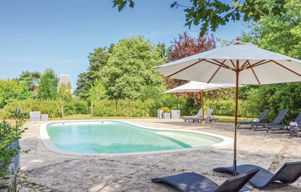 Maison du 15e siècle sur 30 ha près d'Azay-le-Rideau - Photo 9