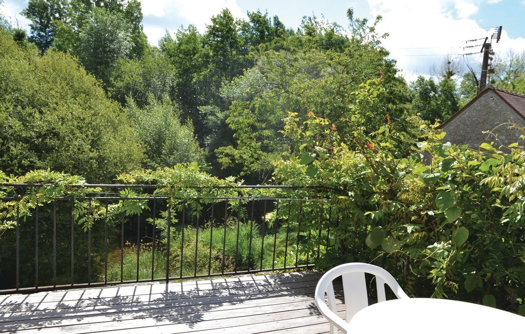 Appartement moulin XVIIIe avec terrasse sud sur la Loire - Photo 3