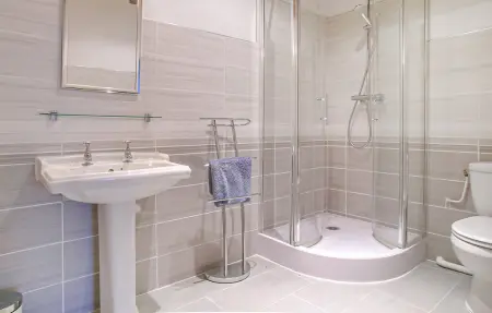 Maison 4 chambres avec piscine chauffée à Souvigne : photo 22