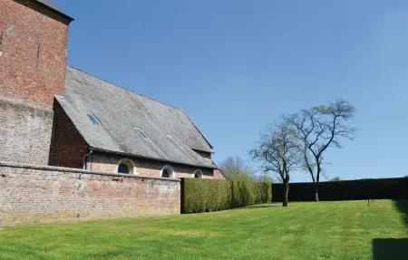 Maison Parfondeval : ancien presbytère dans l'église : photo 3