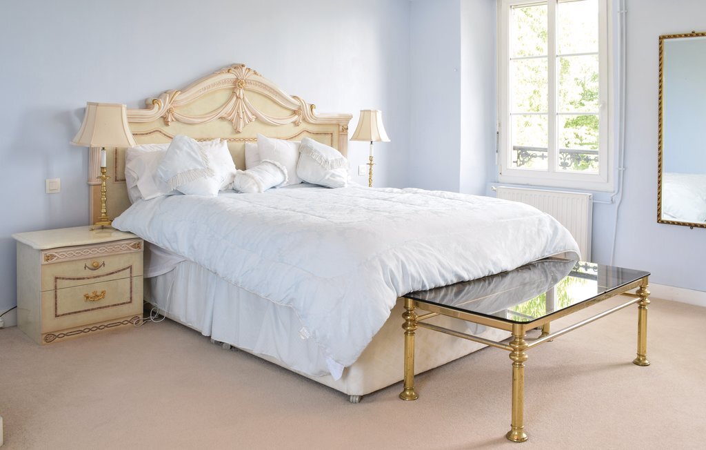 Maison de maître à Vassy, 1 hectare de jardin - Photo 6