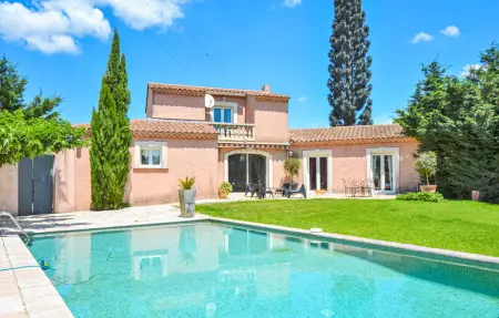 Location maison à Eyguieres