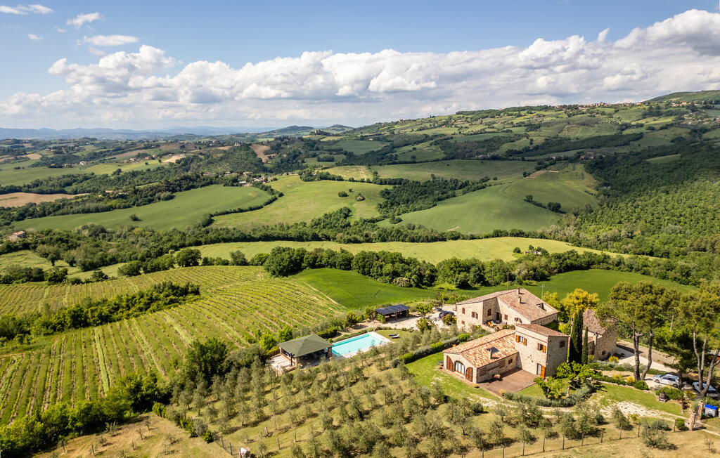 Castello di Petroro, maison 10 pers. vue Todi - Photo 11