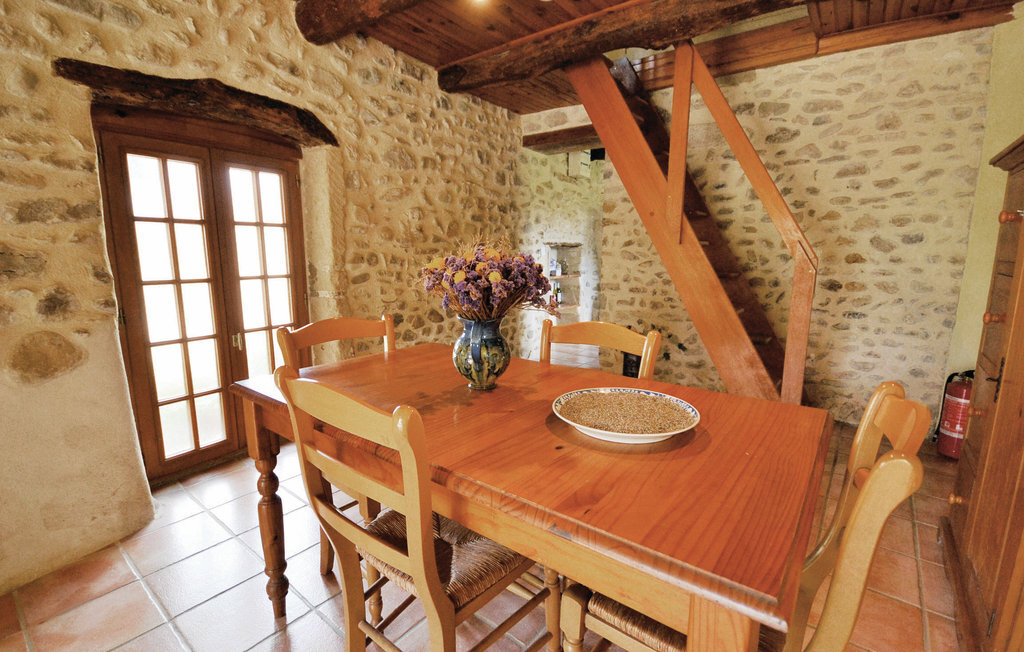 Maison mitoyenne au calme à Valréas, piscine privée - Photo 2
