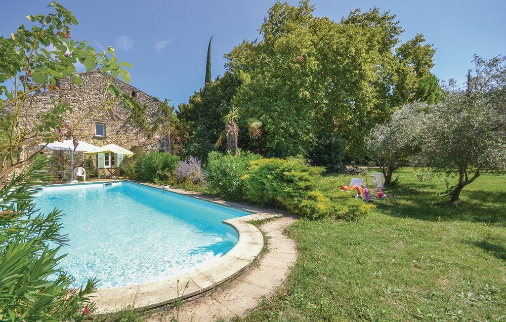 Maison mitoyenne au calme à Valréas, piscine privée - Photo 7