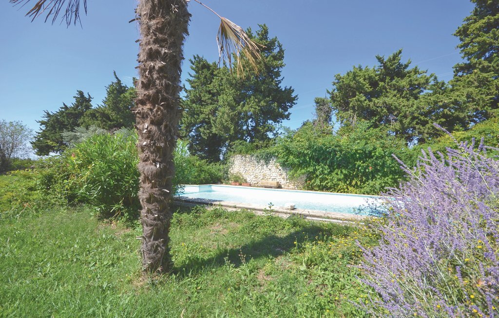 Maison mitoyenne au calme à Valréas, piscine privée - Photo 14