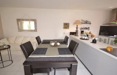 Maison avec piscine privée à L'Isle sur la Sorgue : photo 13