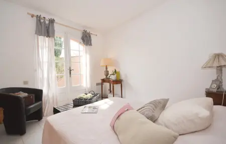 Maison avec piscine privée à L'Isle sur la Sorgue : photo 15