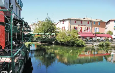 Maison avec piscine privée à L'Isle sur la Sorgue : photo 32