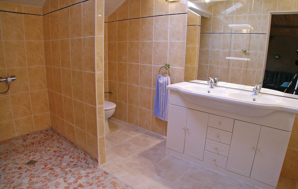 Les Nouelles : maison pierre avec piscine 70m² en Vendée - Photo 12
