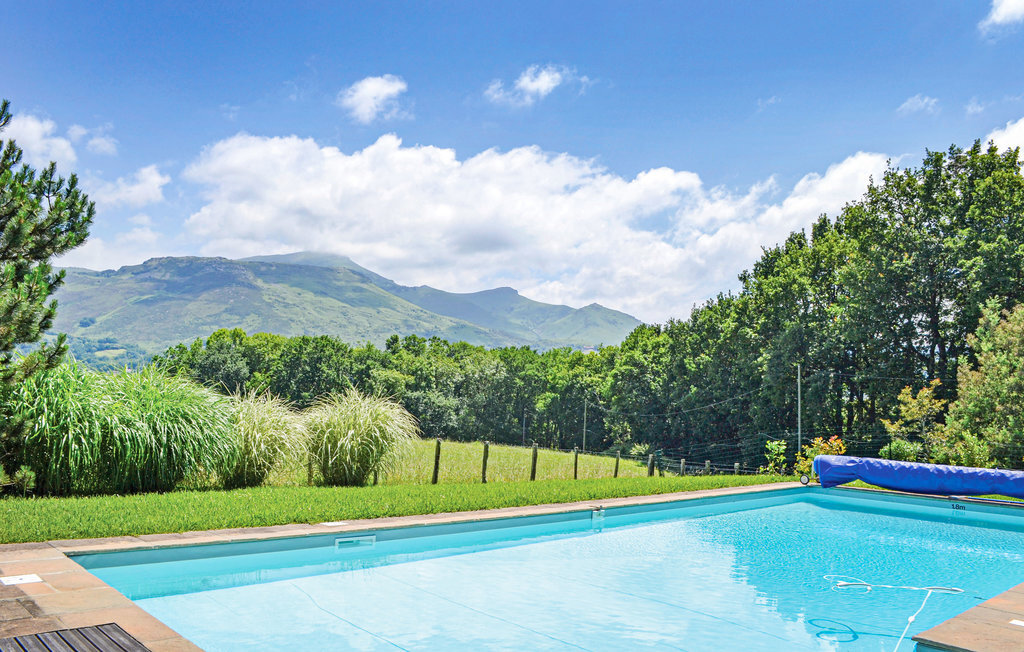 Maison 5 chambres avec piscine privée et vue sur la Rhune - Photo 2