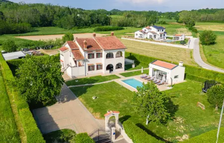 Location maison à Karojba