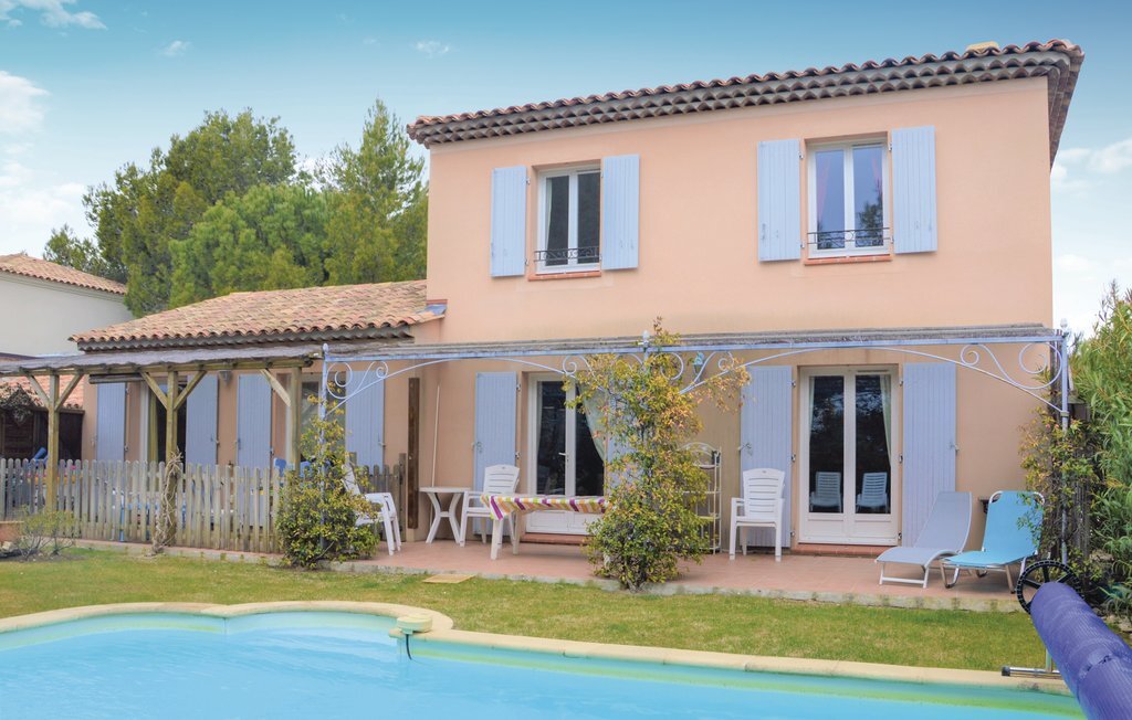 Maison 4 chambres avec piscine chauffée sur Golf de Pont Royal - Photo 1
