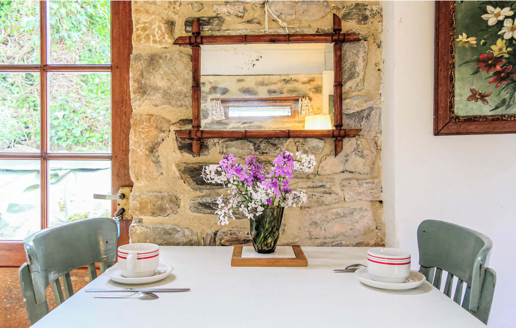 Maison rustique en pierre avec jardin à Quettehou - Photo 12