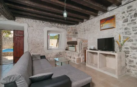 Maison 9 personnes à Pucisca - Photo 2