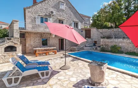 Maison 9 personnes à Pucisca - Photo 12