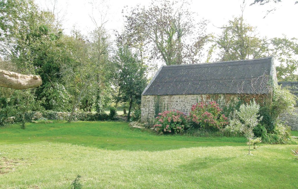Maison en pierre 6 personnes à Mahalon, jardin et terrasse - Photo 6