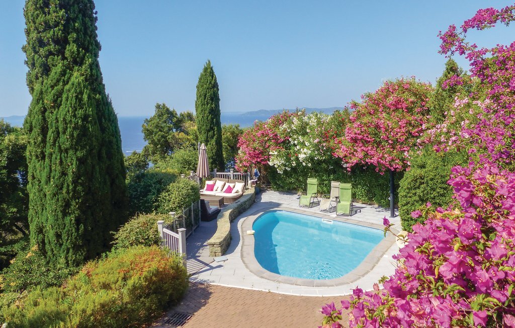 Maison vue mer avec piscine privée à Rayol-Canadel - Photo 3