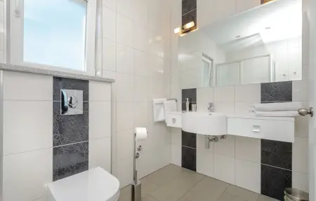 Location Maison 12 personnes à Sreser - Photo 51
