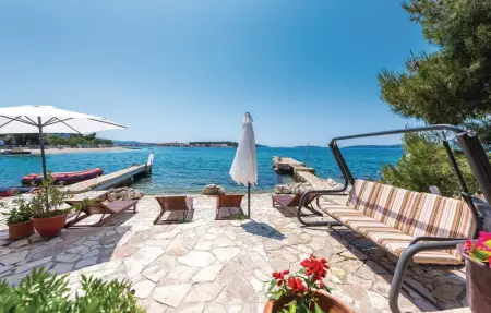 Location maison de vacances à Brodarica