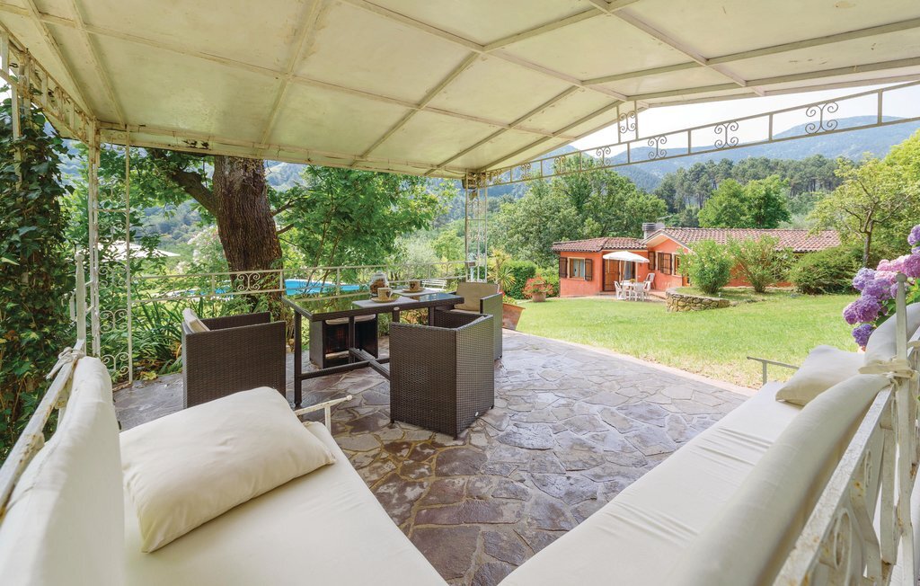 Maison avec piscine privée à Colle di Compito - Photo 2
