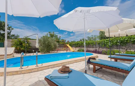 Location maison à Dubrava