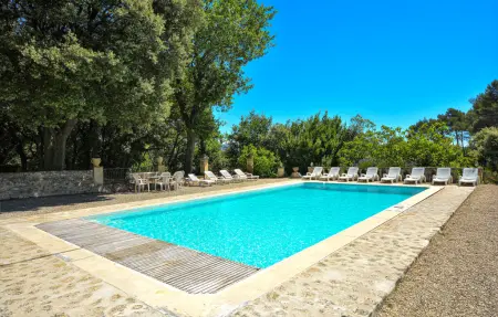 Mas provençal 9 chambres, 25 ha et piscine privée : photo 11