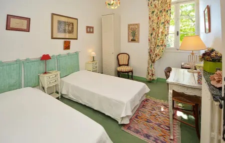 Mas provençal 9 chambres, 25 ha et piscine privée : photo 39