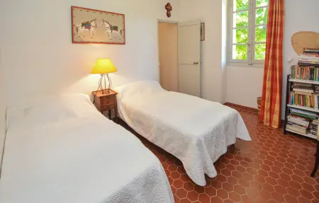 Mas provençal 9 chambres, 25 ha et piscine privée : photo 43