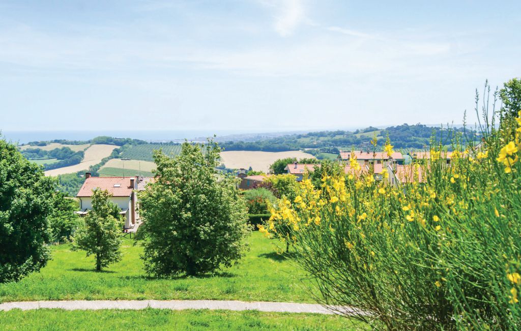 Appartement 6 pers. avec jardin et terrasse à Pesaro - Photo 13