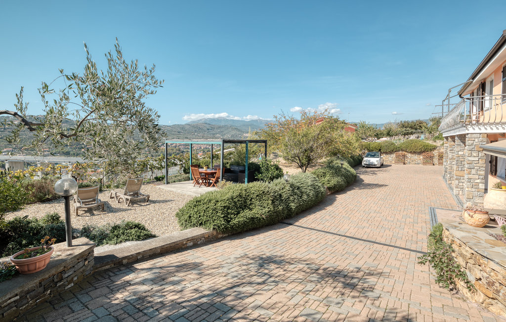 Casa Fiorita : appartement Riviera dei Fiori, 3 km des plages - Photo 1