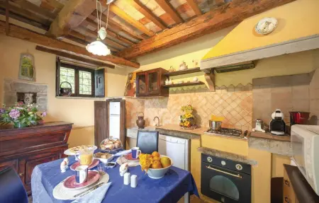 Location Maison 10 personnes à Apecchio  PU - Photo 4