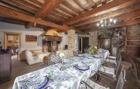 Location Maison 10 personnes à Apecchio  PU - Photo 12