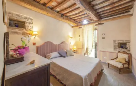 Location Maison 10 personnes à Apecchio  PU - Photo 15