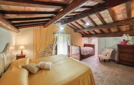Location Maison 10 personnes à Apecchio  PU - Photo 20